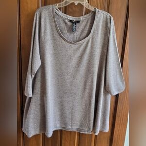 Women's Gray/Tan Top